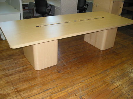 T978 - 16 ft Conference Table