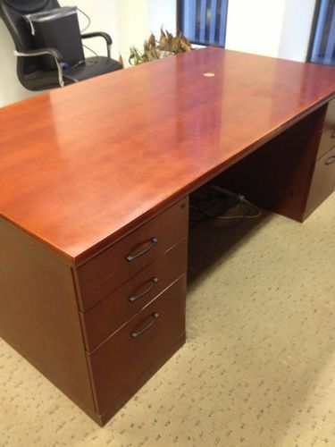 D3341 - Bernhardt Executive Desks