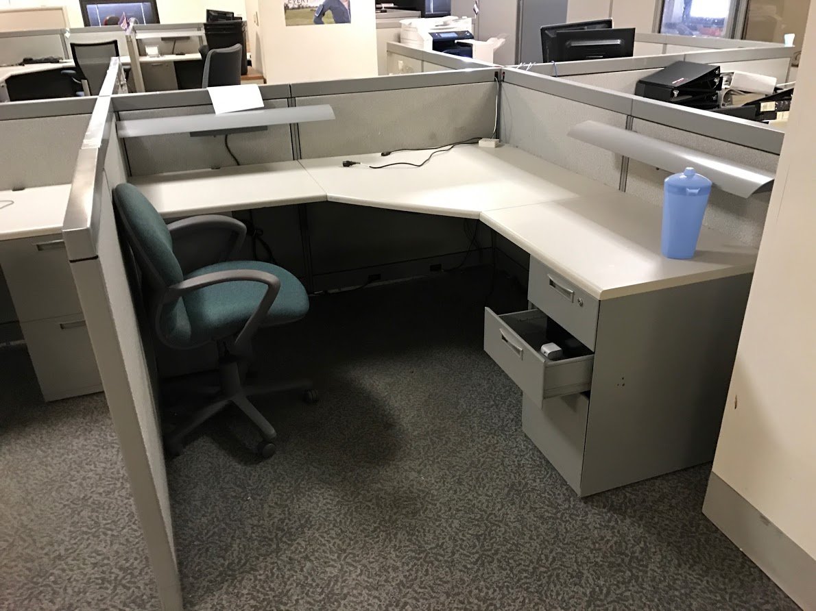 W6105A - Steelcase Avenir Cubicles