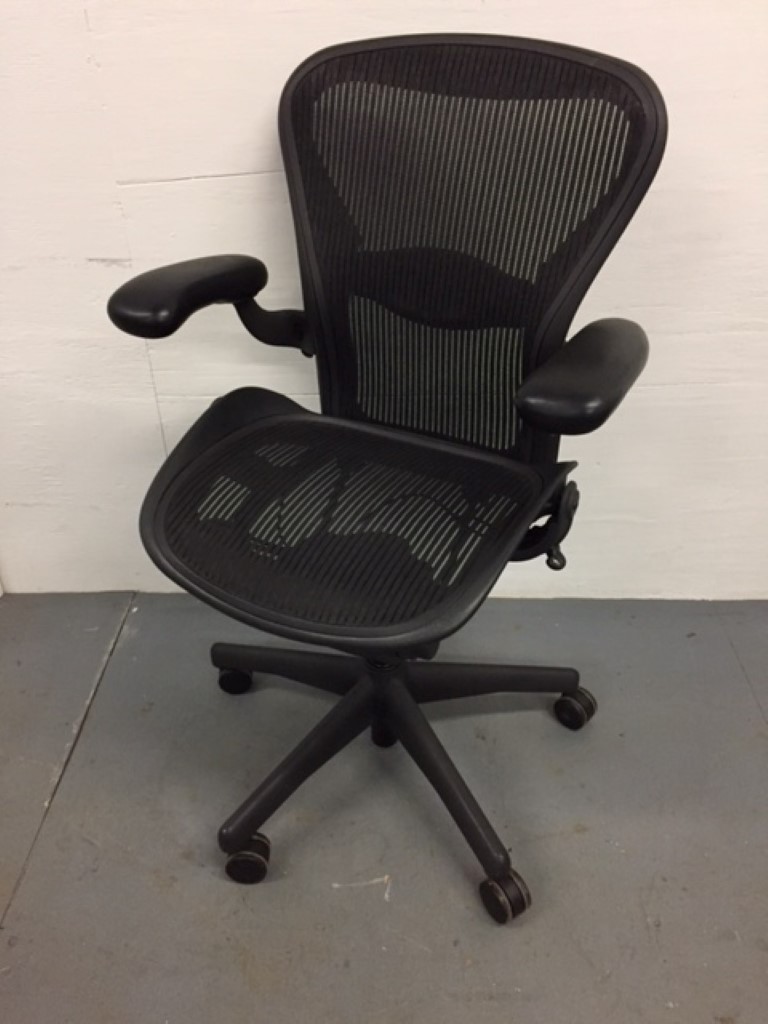 C61298C - Herman Miller Aeron Chairs