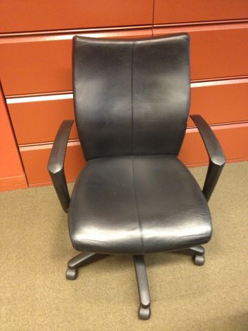 C3468 - Stylex Black Leather Seating