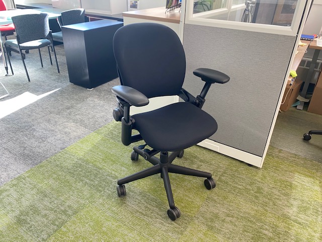 C61475 - Steelcase Leap Chairs