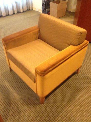 R3475C - Bernhardt Club Chairs