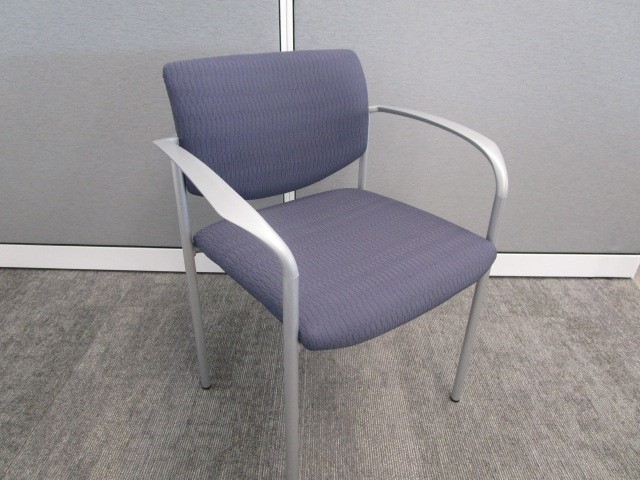 C61524 - Steelcase Player Side Seating
