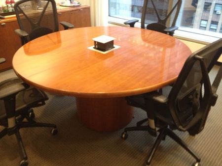 T3487 - 60" Round Table