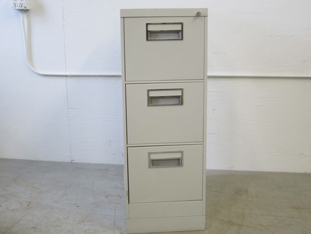 F3928C - Steelcase Vertical Filing Cabinets