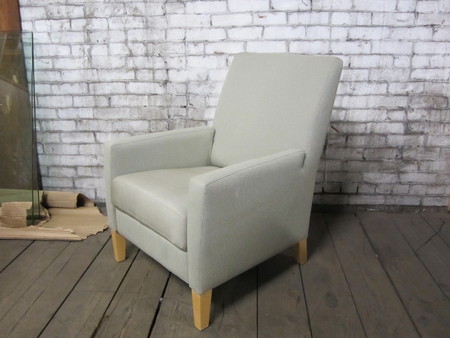 R3997L - Bernhardt Club Chairs