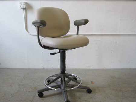C4034C - Herman Miller Ergon 2 Stools