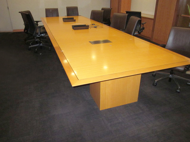 T9609C - 16' Conference Table
