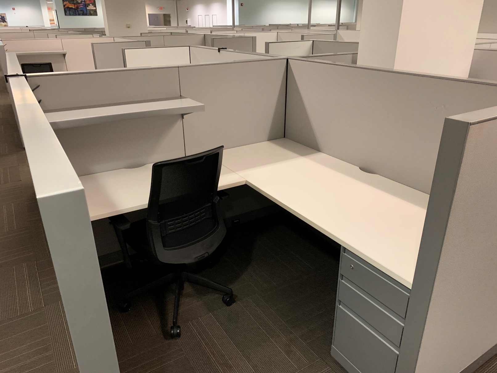 W6180 - Steelcase Answer Workstations