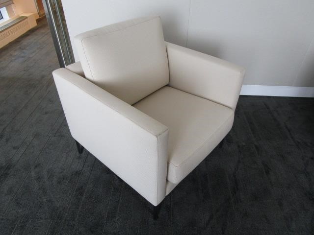 R6258 - Knoll Club Chairs
