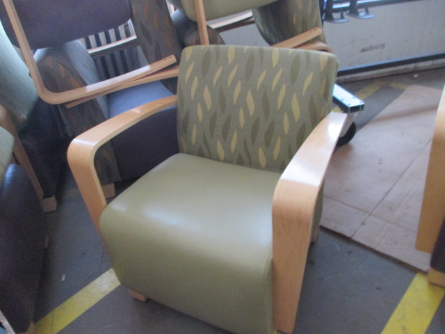R6047C - Leather Reception Chairs