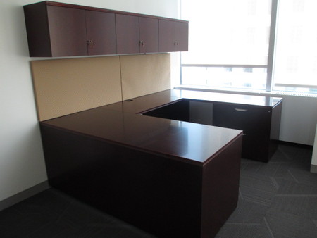 D3551 - Gunlocke Desk Sets