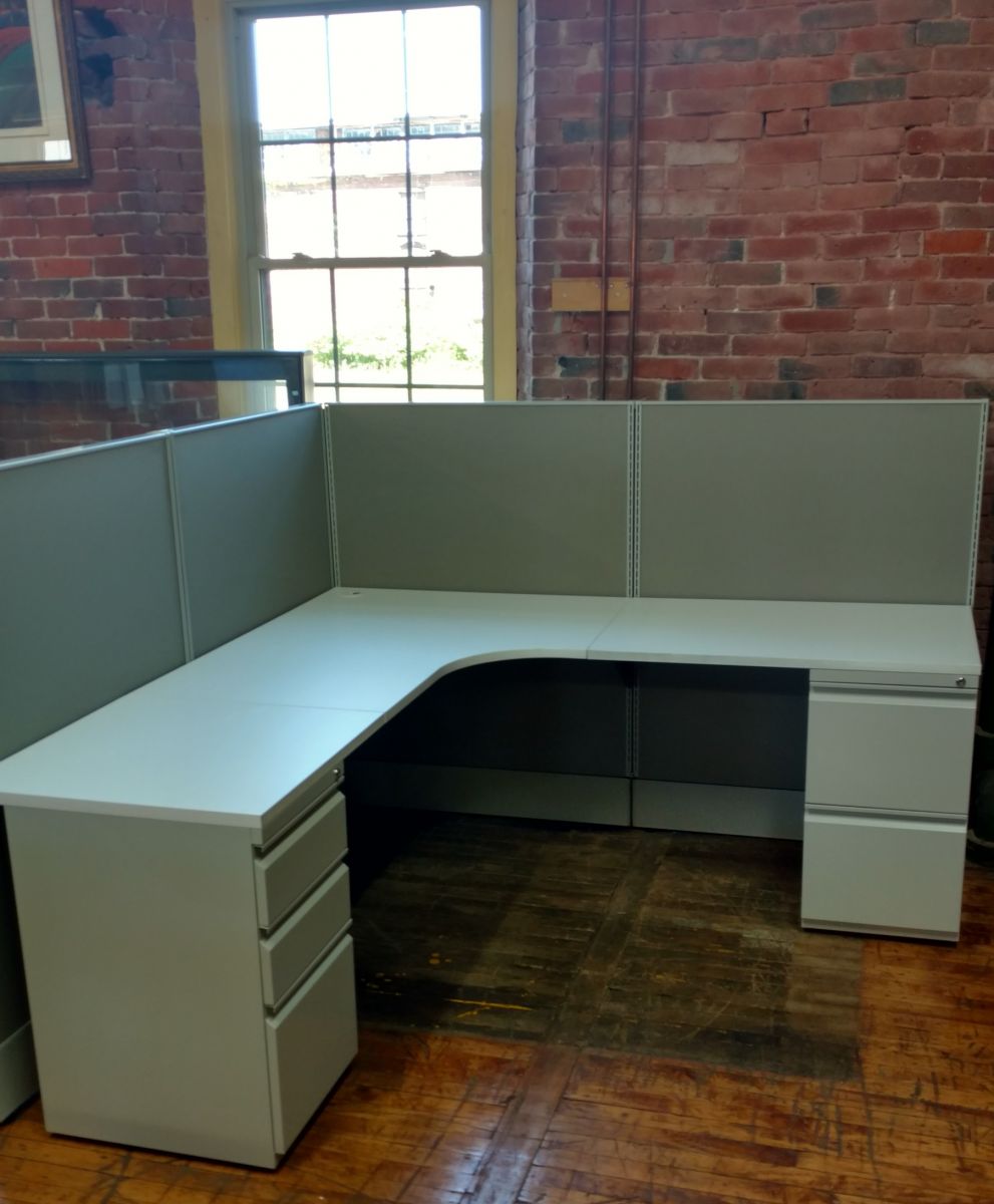 W6051A - AIS Workstations