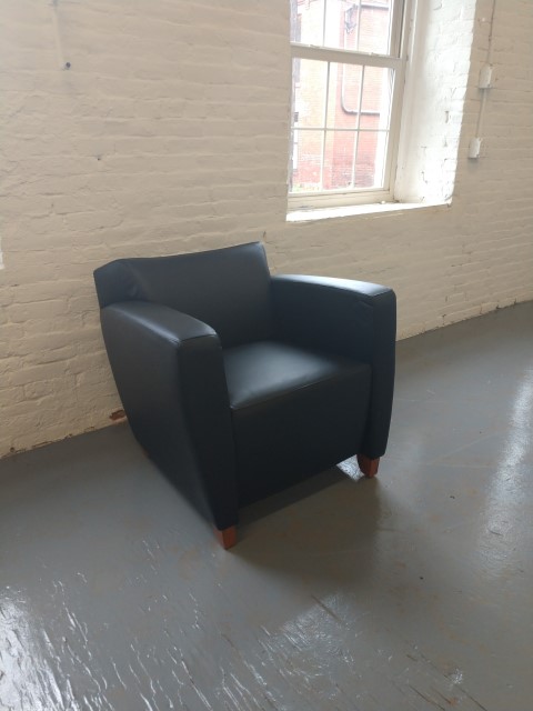 R6166 - Arcadia Leather Club Chairs