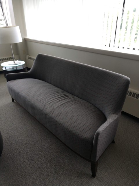 R6169 - Patterned Fabric Couch