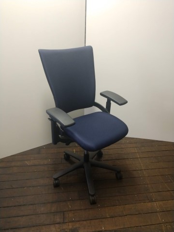 C61411 - Allsteel Sum Chairs