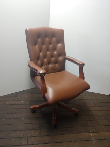 C61410C - Gunlocke Traditional Seating