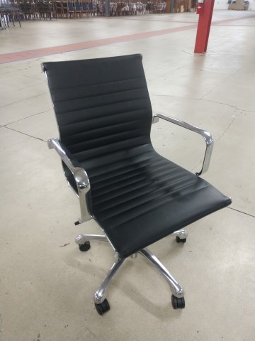 C61466A - Leather Conference Chairs