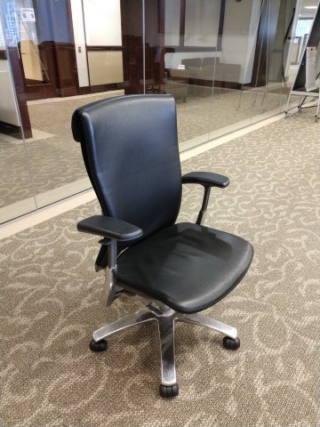 C61483 - Knoll Life Chairs