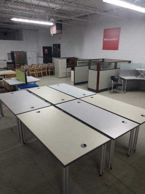 TT12018 - Knoll Propeller Training Room Tables