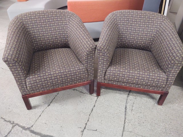 R6402 - Brayton International Club Chairs