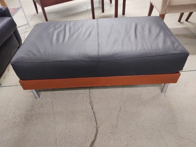 R6405 - Restoration Hardware Leather Bench Seat