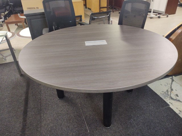 T12289 - 60" Round Table