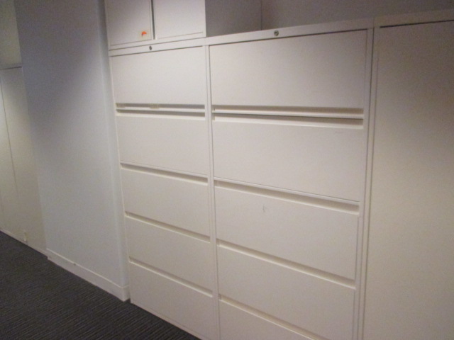 F6091 - Steelcase Files with Overfiles