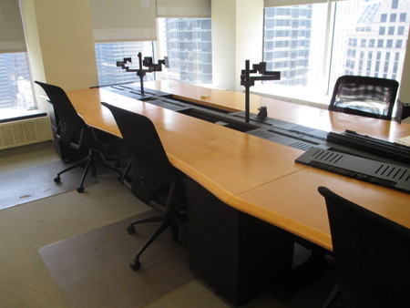 td3608C - Used Trader's Desks