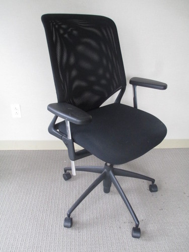 C3612 - Vitra Mesh Chairs