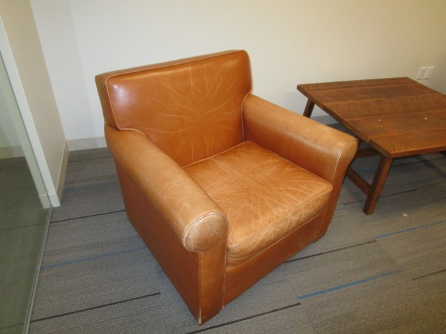 R6333 - Leather Club Chairs