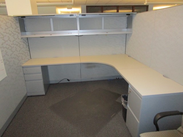W6194 - Steelcase Answer Cubicles