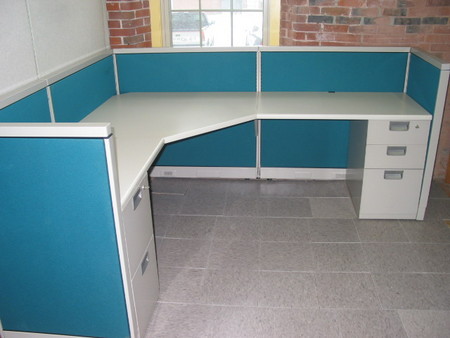 W998 - Steelcase Avenir Cubicles