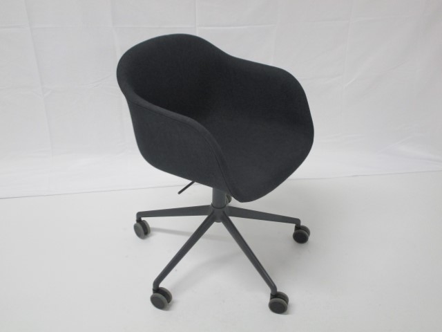 C61833 - Muuto Side Chairs