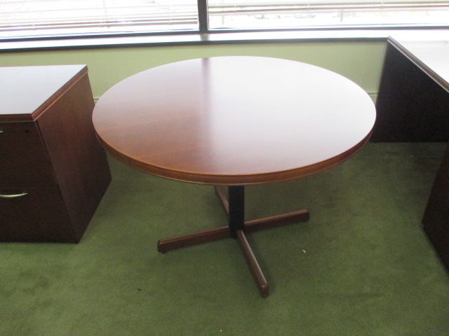 T6092C - 42" Round Tables