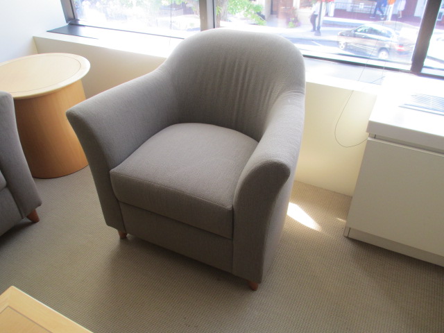 R6020 - Club Chairs