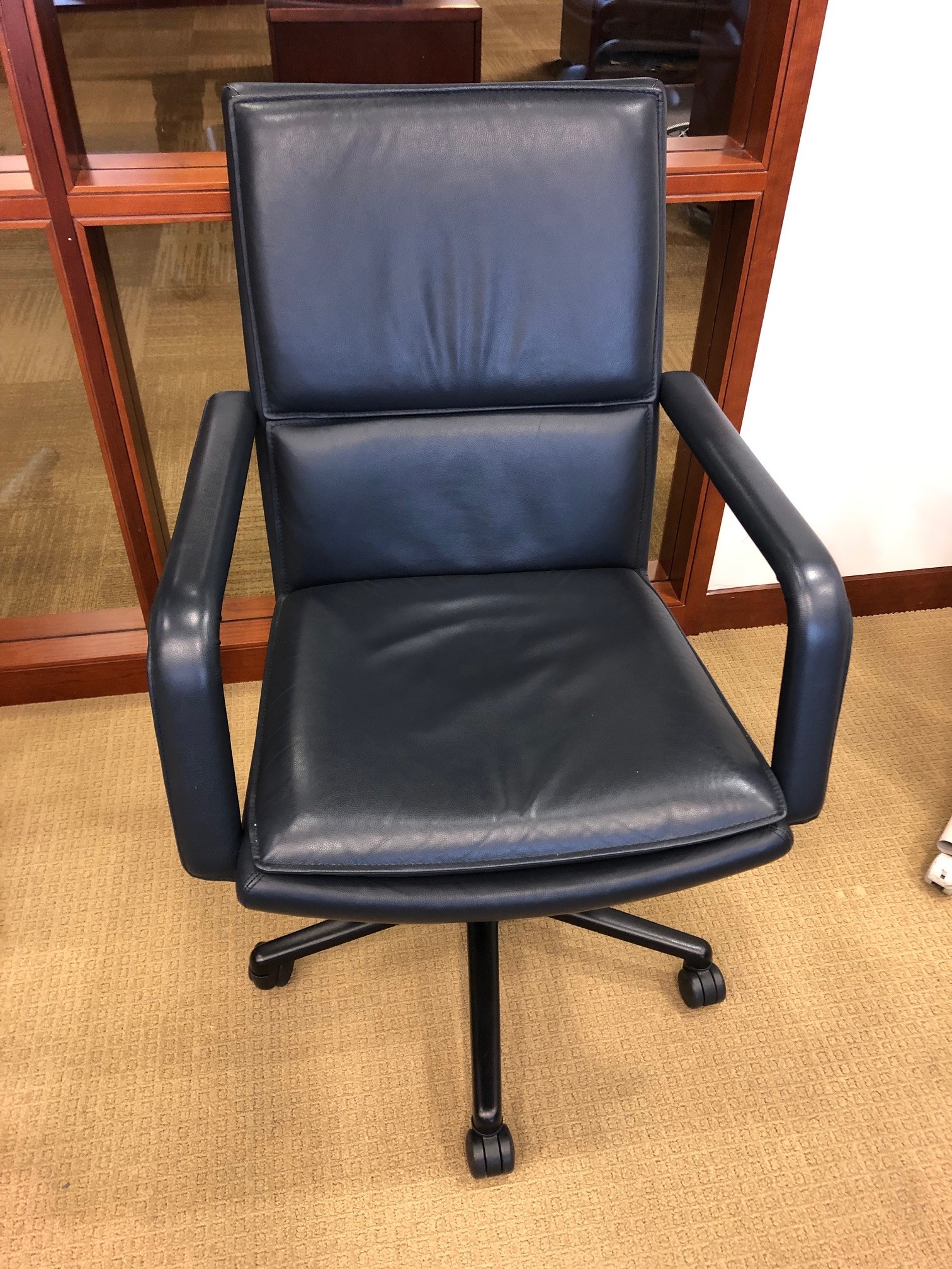 C61394 - Bernhardt Conference Chairs