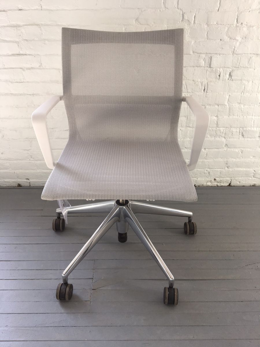 C6103S - Physix Chair by Vitra