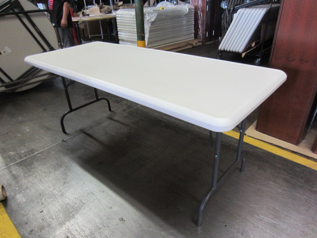 T6044C - Iceberg Folding Tables