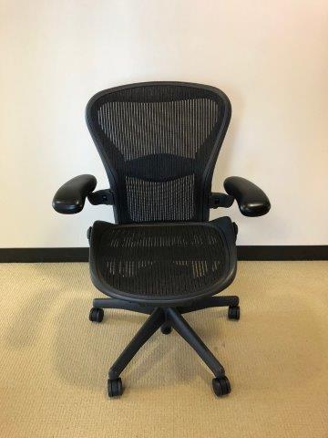 C61441 - Herman Miller Aeron Seating