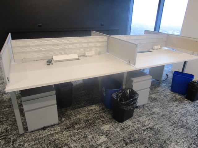 W6217 - Gateway Stretch Workstations
