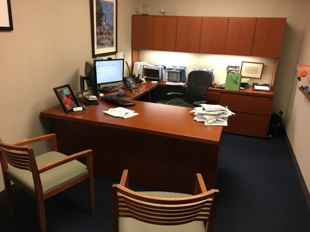 D12070C - Knoll Reff Executive Desk Sets