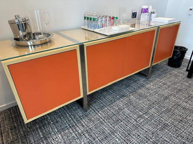 T12396 - Datesweiser Credenza