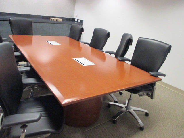 T9629C - Geiger Meeting Table