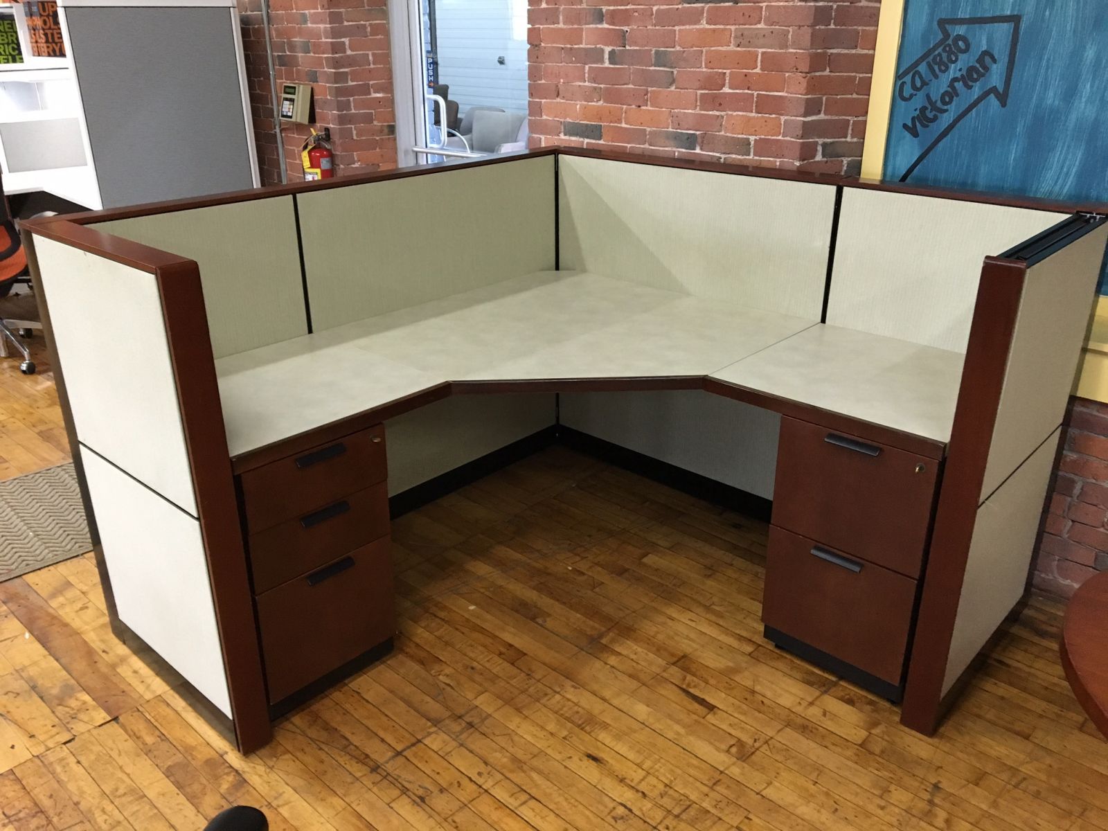 W6034 - Steelcase Montage Cubicles