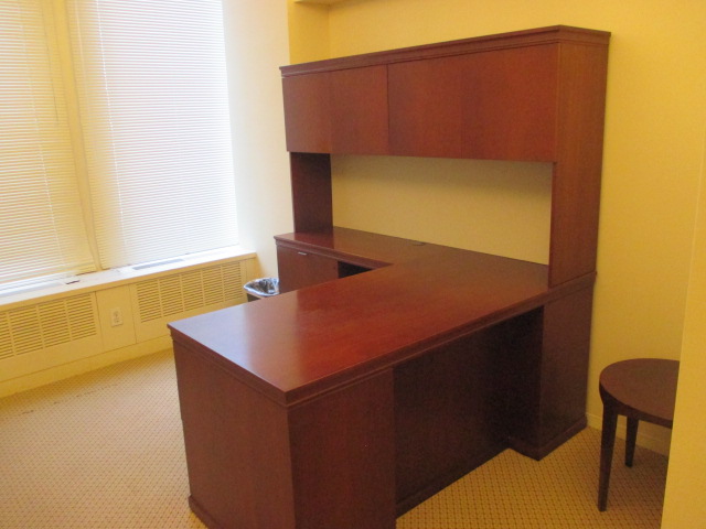 D12056C - Halcon Desks