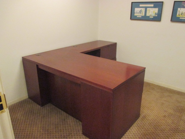 D12057C - Halcon L-Shape Desk Sets