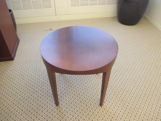 R6122C - Round End Tables