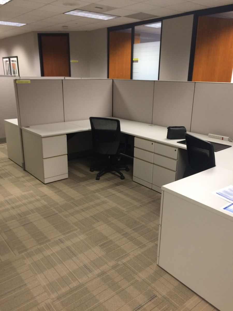 W6057 - Knoll Cubicles
